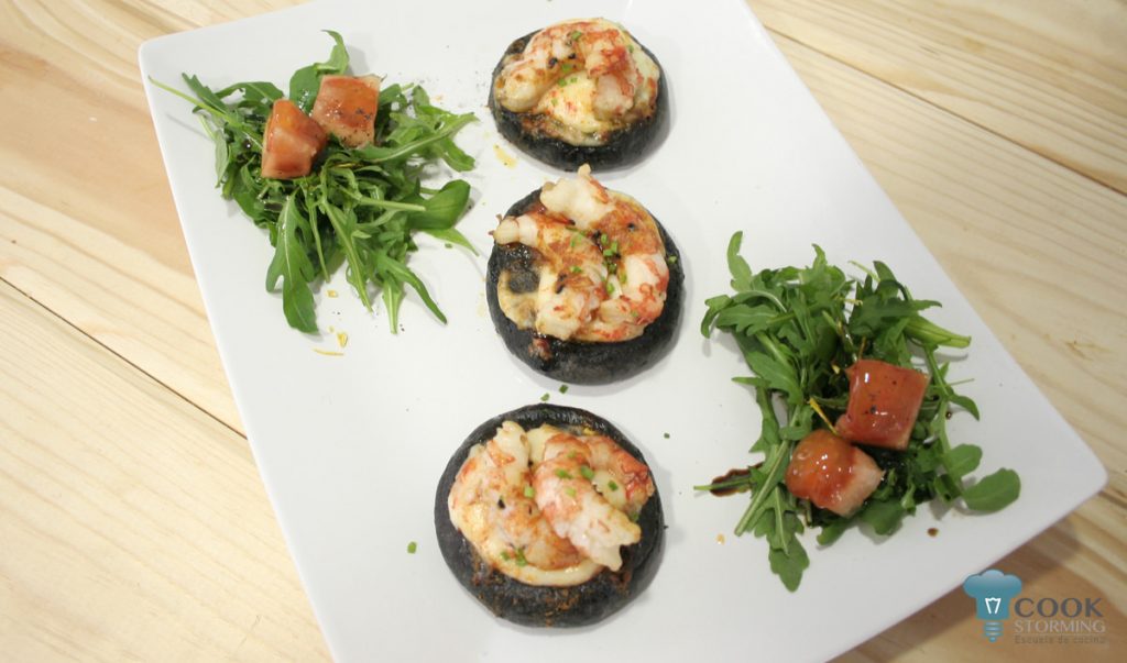 Coca Negra Langostinos